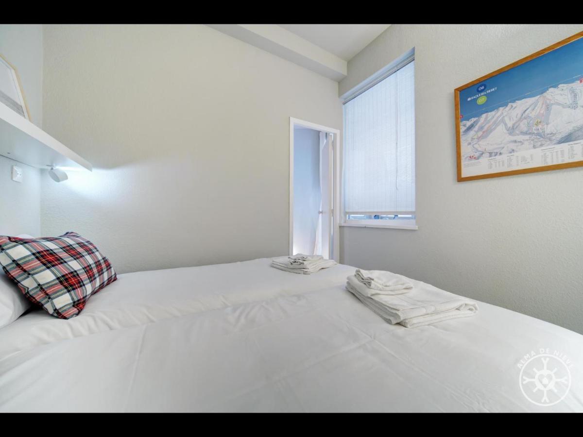 Conilh De Alma De Nieve Apartman Naut Aran Kültér fotó